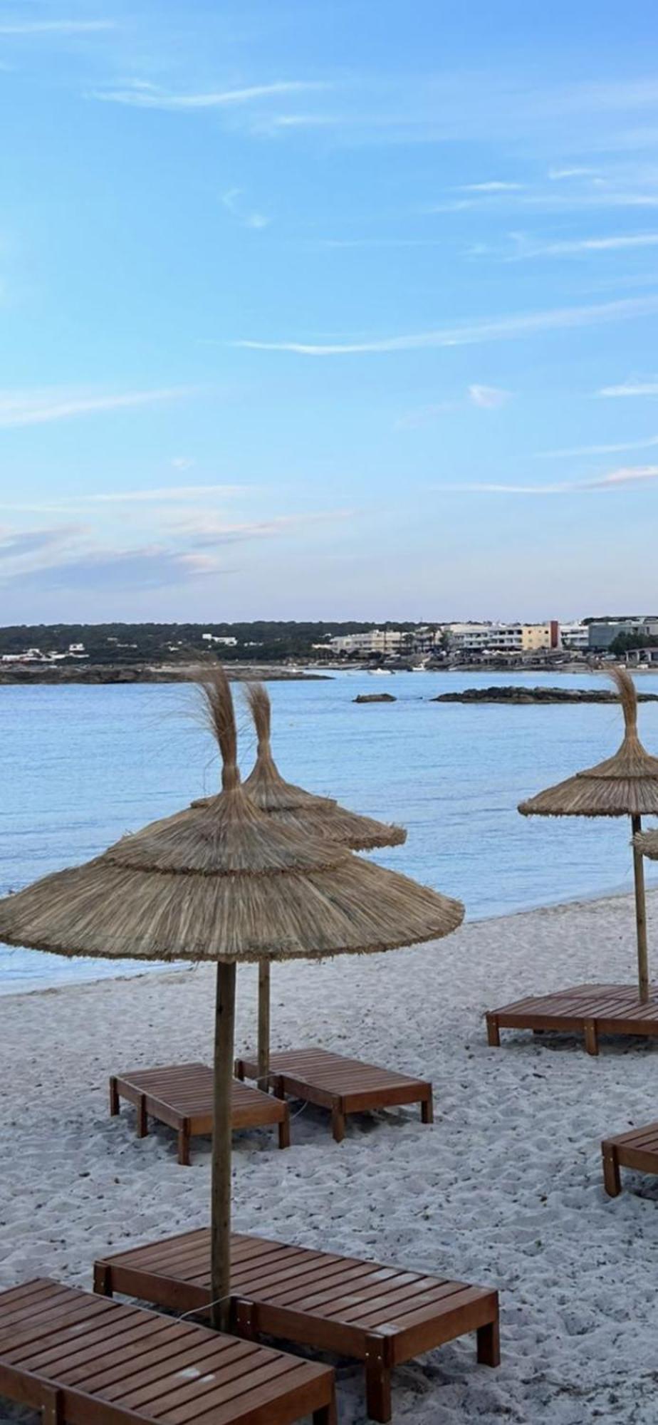 Es Pujols Vista Mare Apartment Ngoại thất bức ảnh