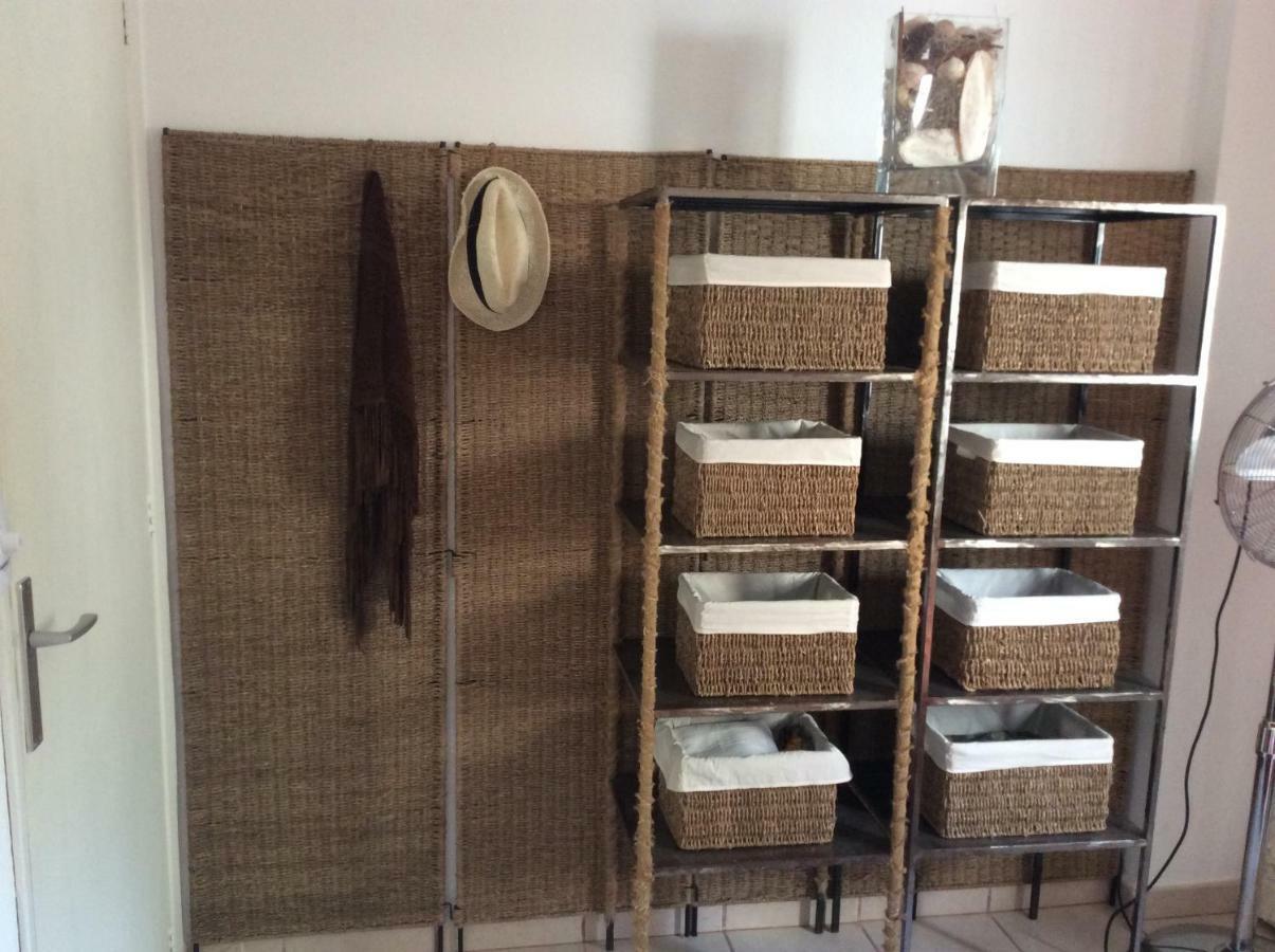 Es Pujols Vista Mare Apartment Ngoại thất bức ảnh